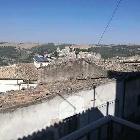 Casa Vacanze Finestre Su Ibla Feriehus *